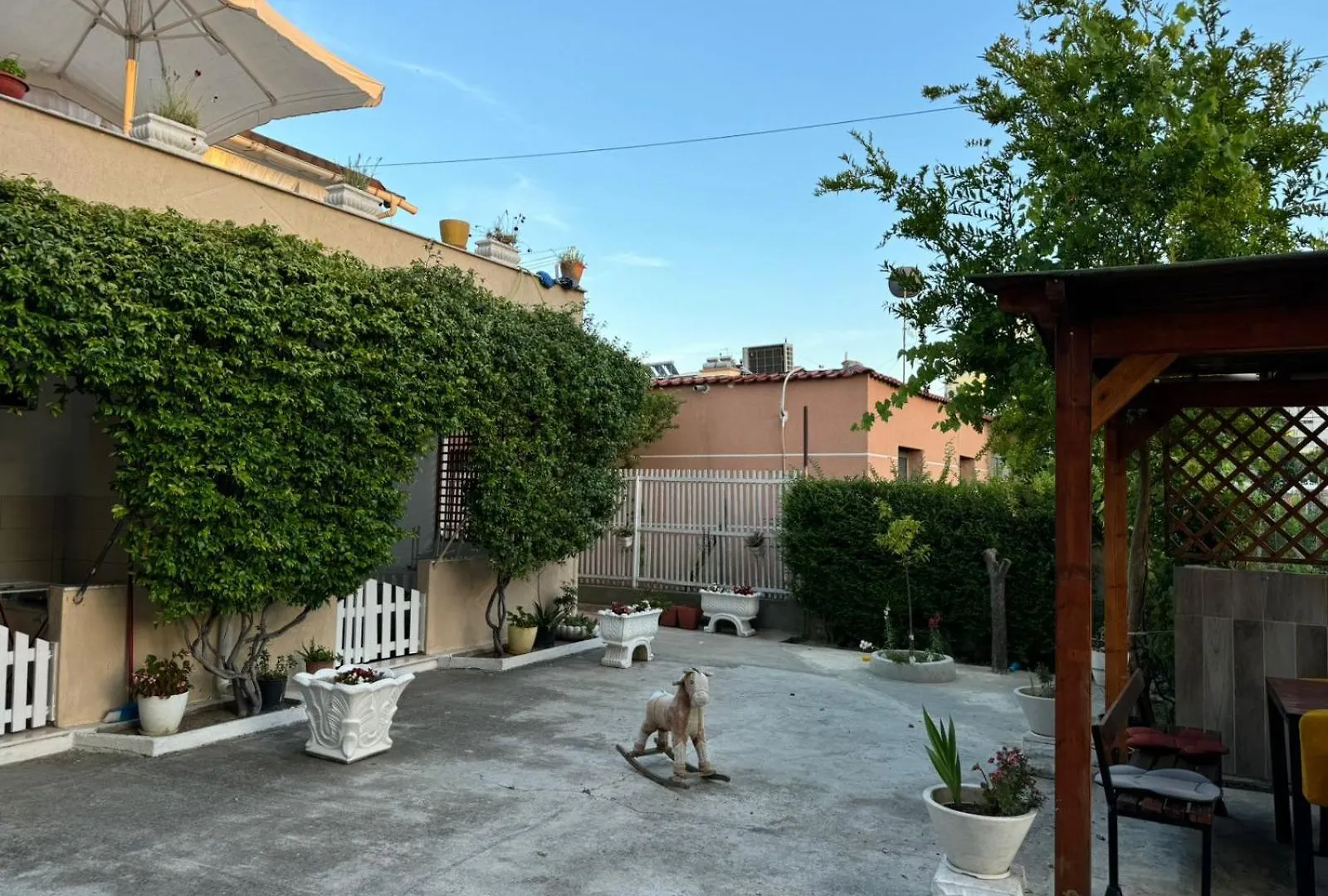 Guesthouse Novi Дуррес