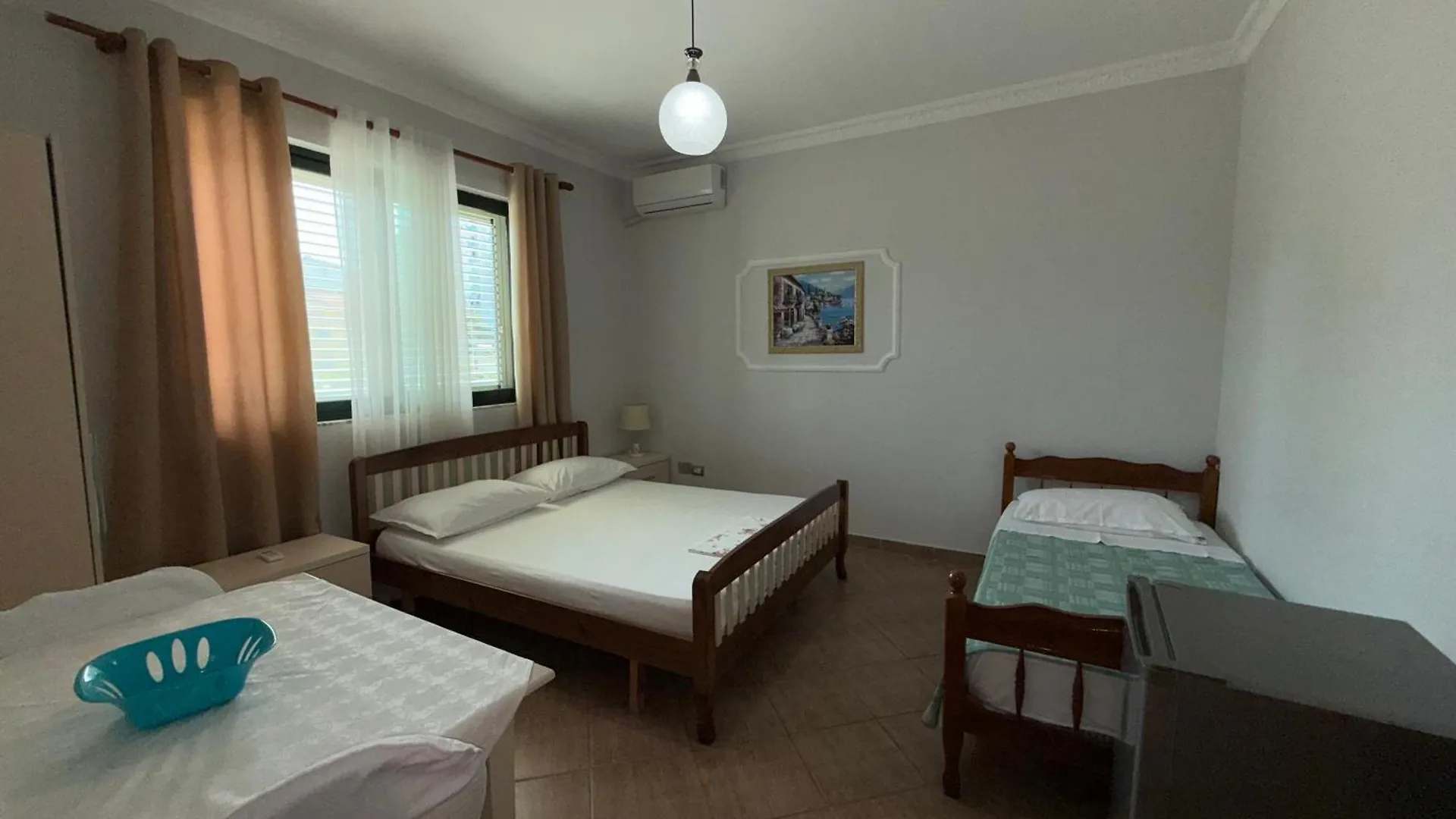 Guesthouse Novi Дуррес 0*,