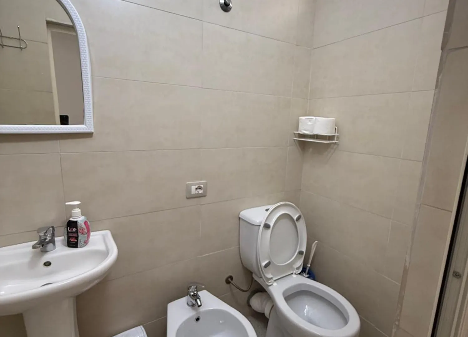 Pensionat Guesthouse Novi Durrës