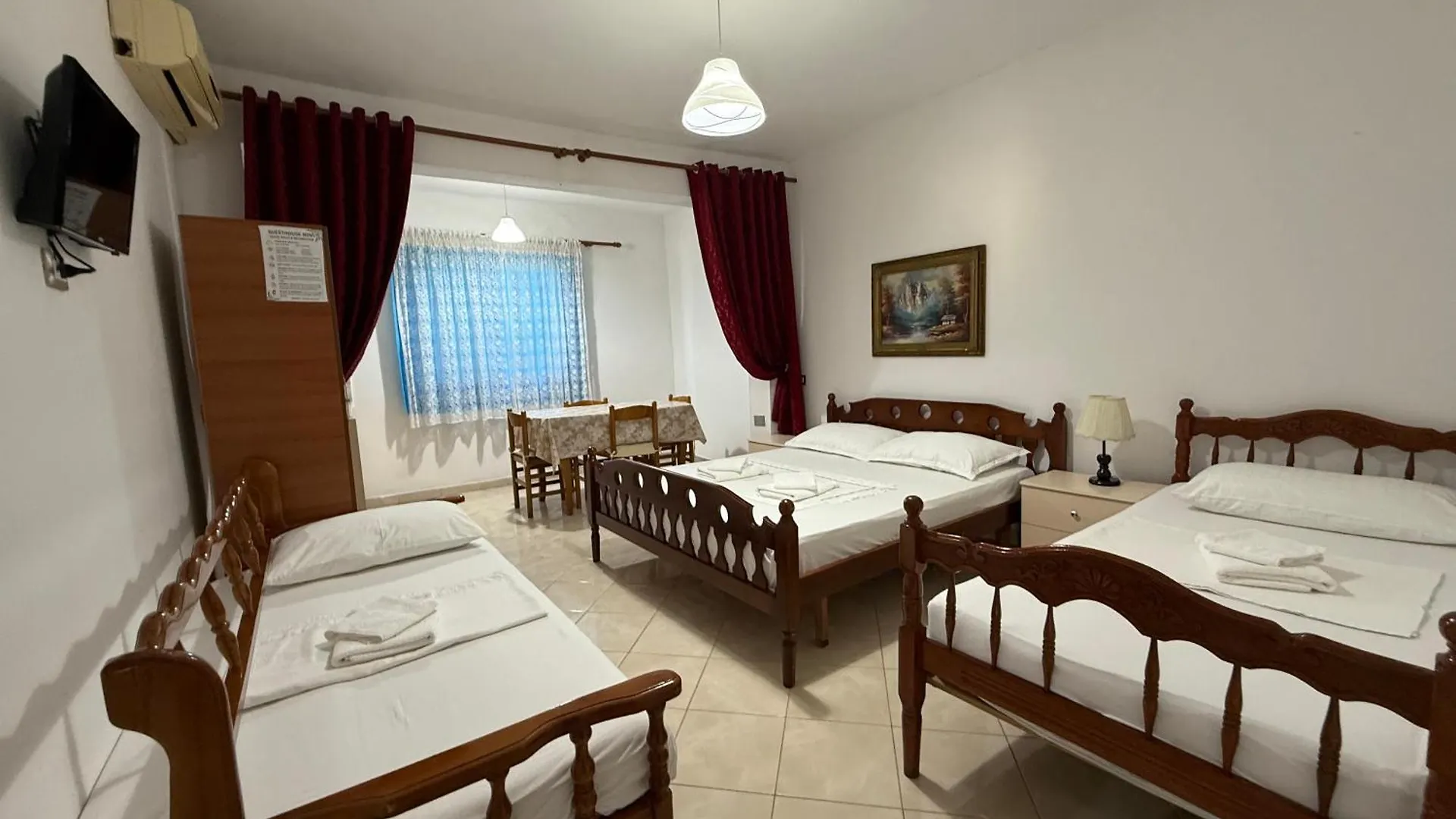 Guesthouse Novi Дуррес 0*,