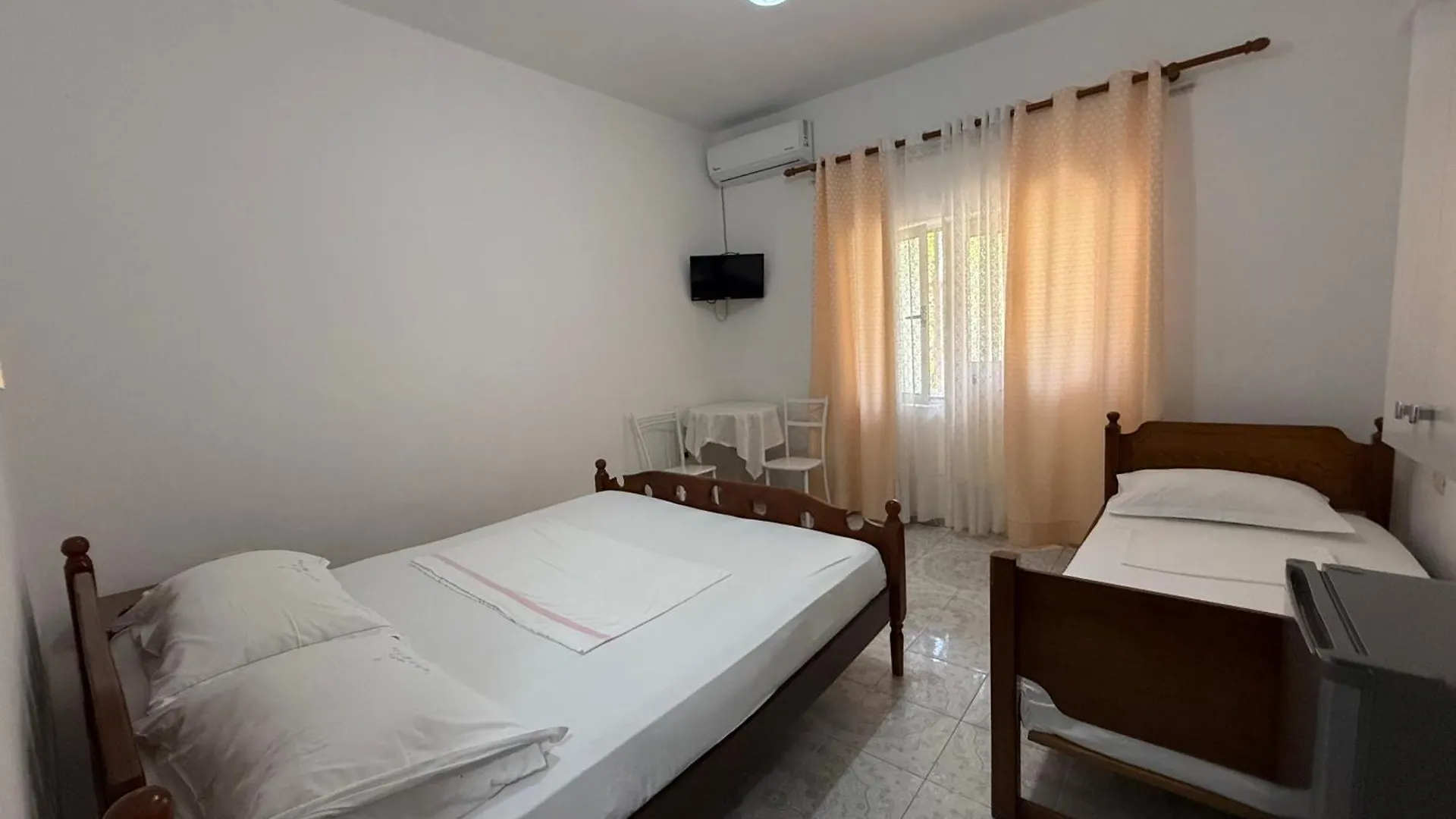 Guesthouse Novi Durrës 0*,  Albanien