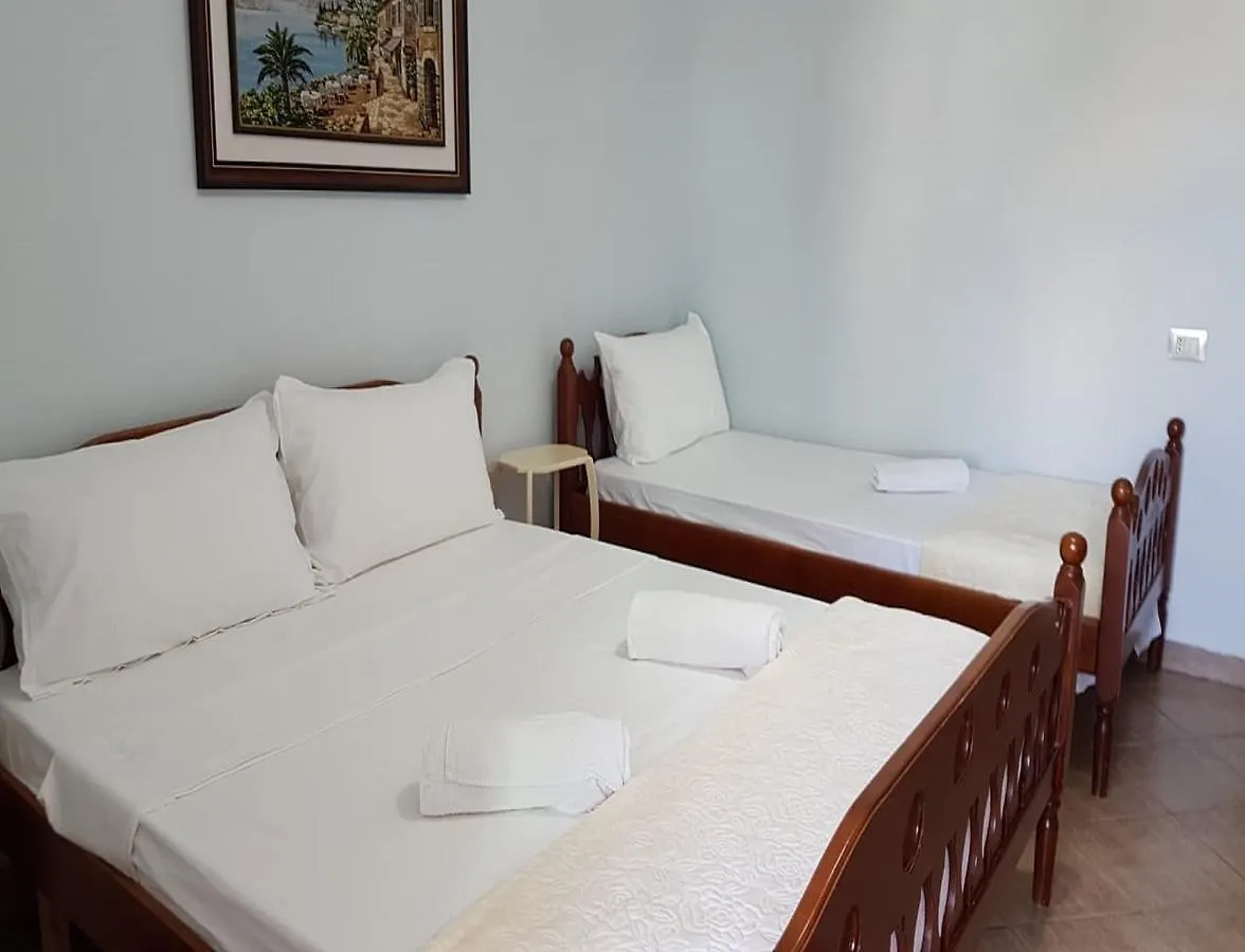 Guesthouse Novi Дуррес Гостевой дом